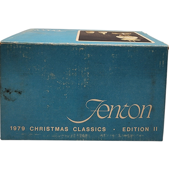 Fenton Bell 1979 Christmas Classics 7466 NC Custard Glass Glows In Box - Picture 9 of 9